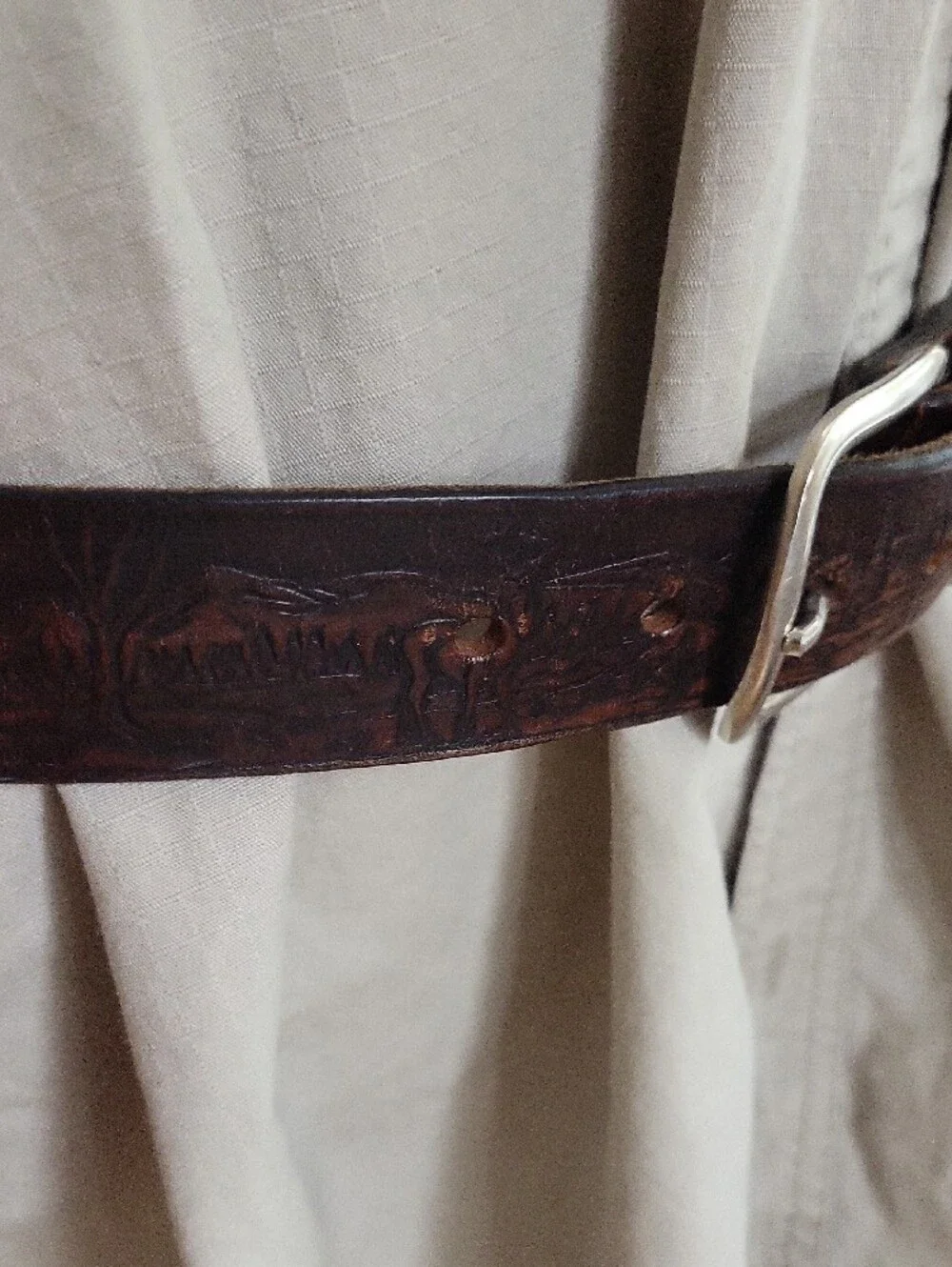 Classic Country Brown Leather Men's Belt with Silver Buckle, Size 34